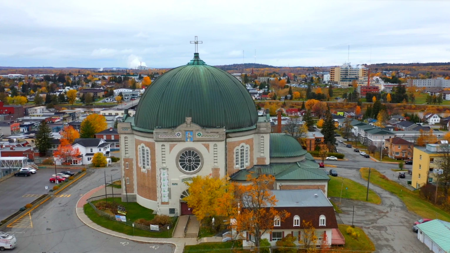 Chantier Métal Plus - excavation, coffrage et bétonnage à Amos en Abitibi-Témiscamingue