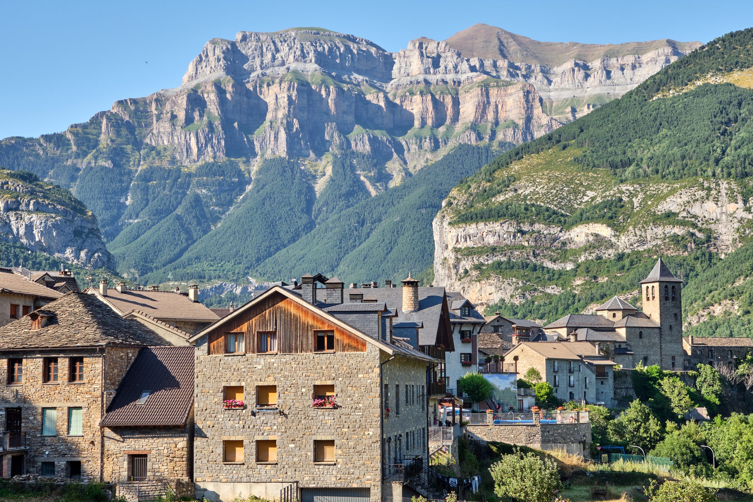 Services de coffrage, bétonnage et armature à Val-d'Or - Métal Plus